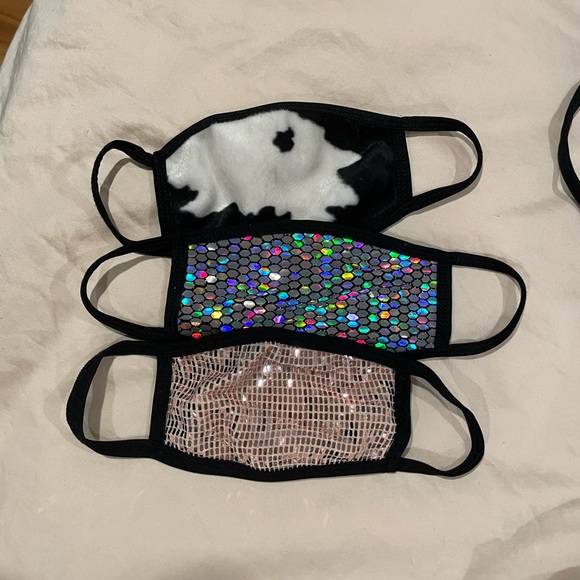 Bglittz Face Masks (pack of 3) originally bought for festivals and never used - Picture 1 of 3